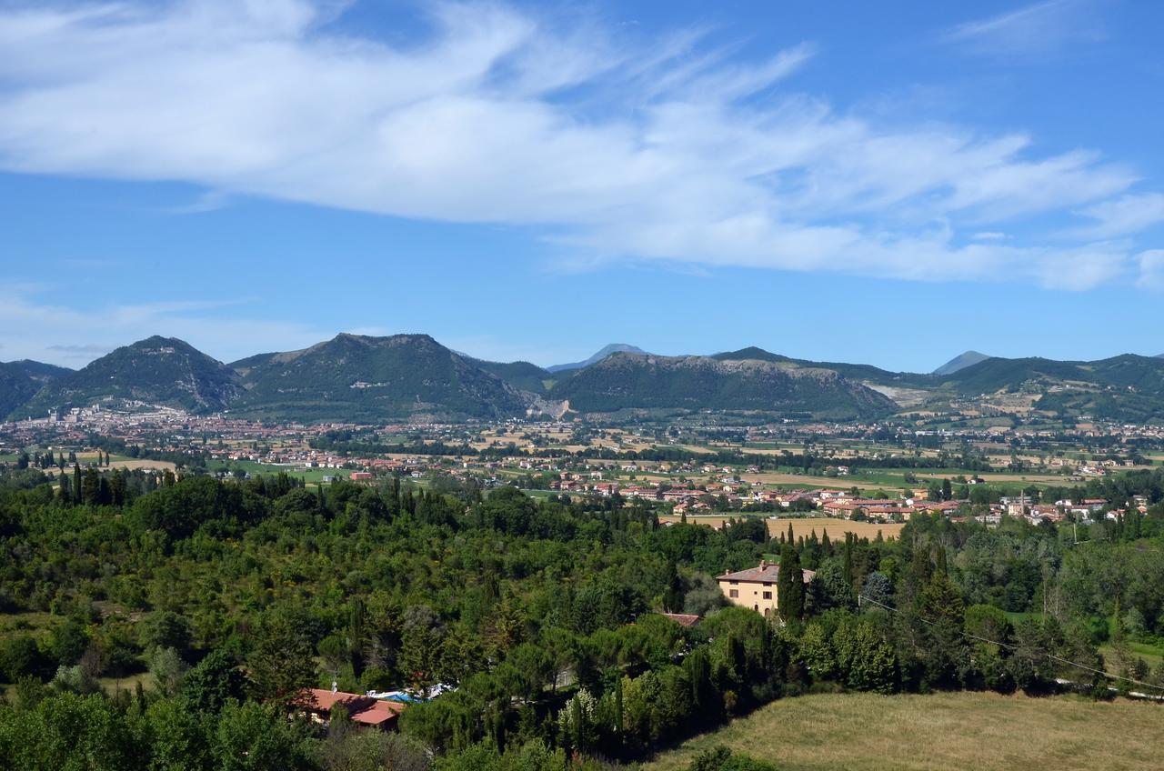 Agriturismo Villa Mozart Nel Verde Gubbio Dış mekan fotoğraf