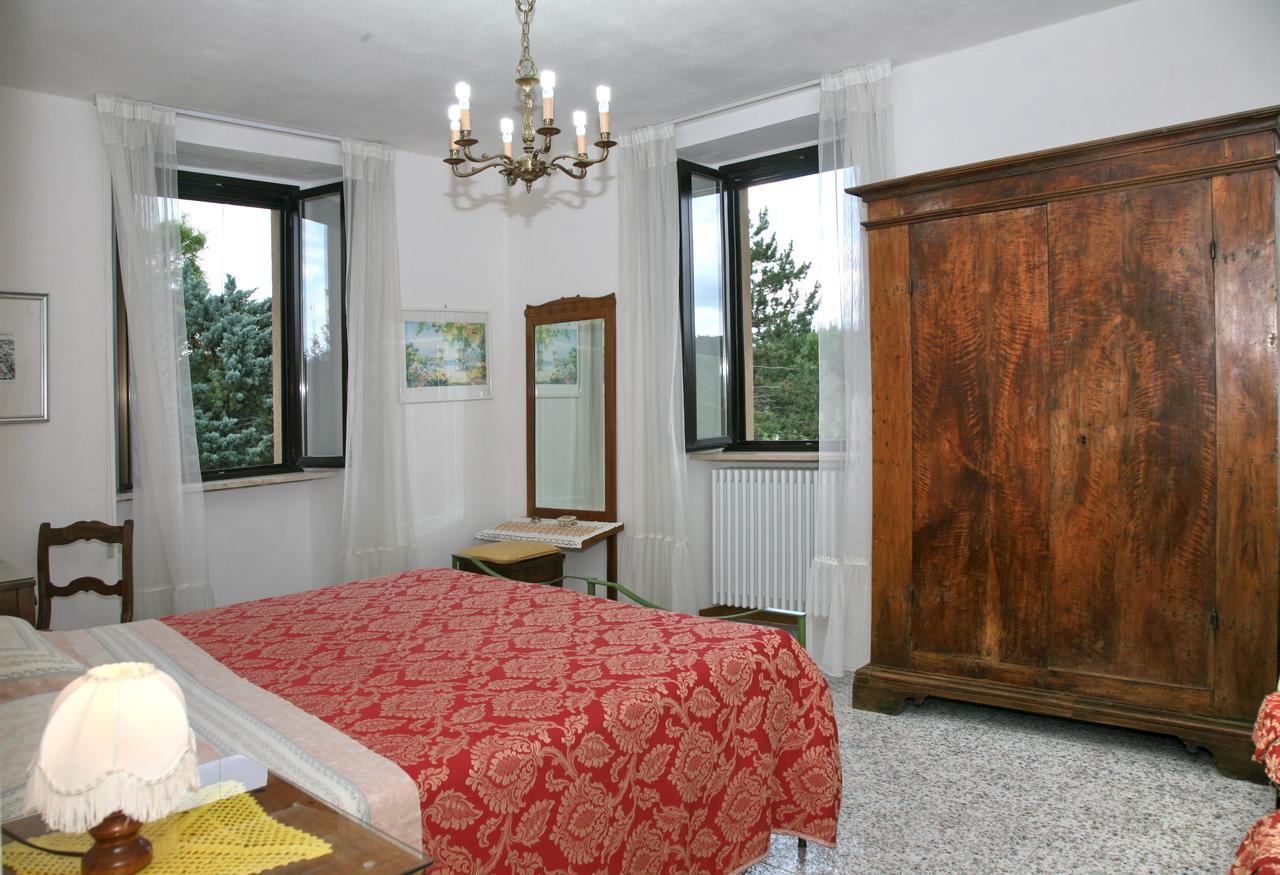 Agriturismo Villa Mozart Nel Verde Gubbio Dış mekan fotoğraf
