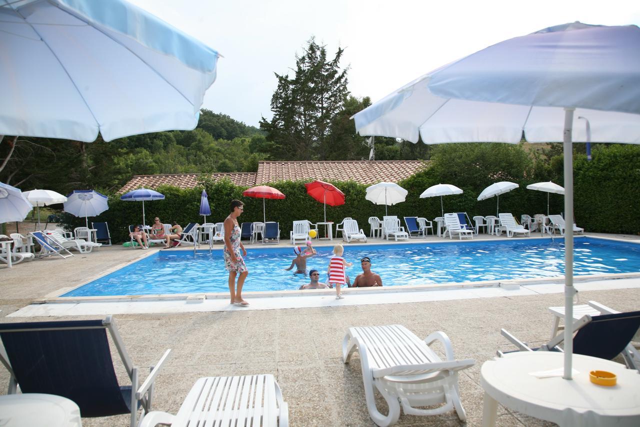 Agriturismo Villa Mozart Nel Verde Gubbio Dış mekan fotoğraf