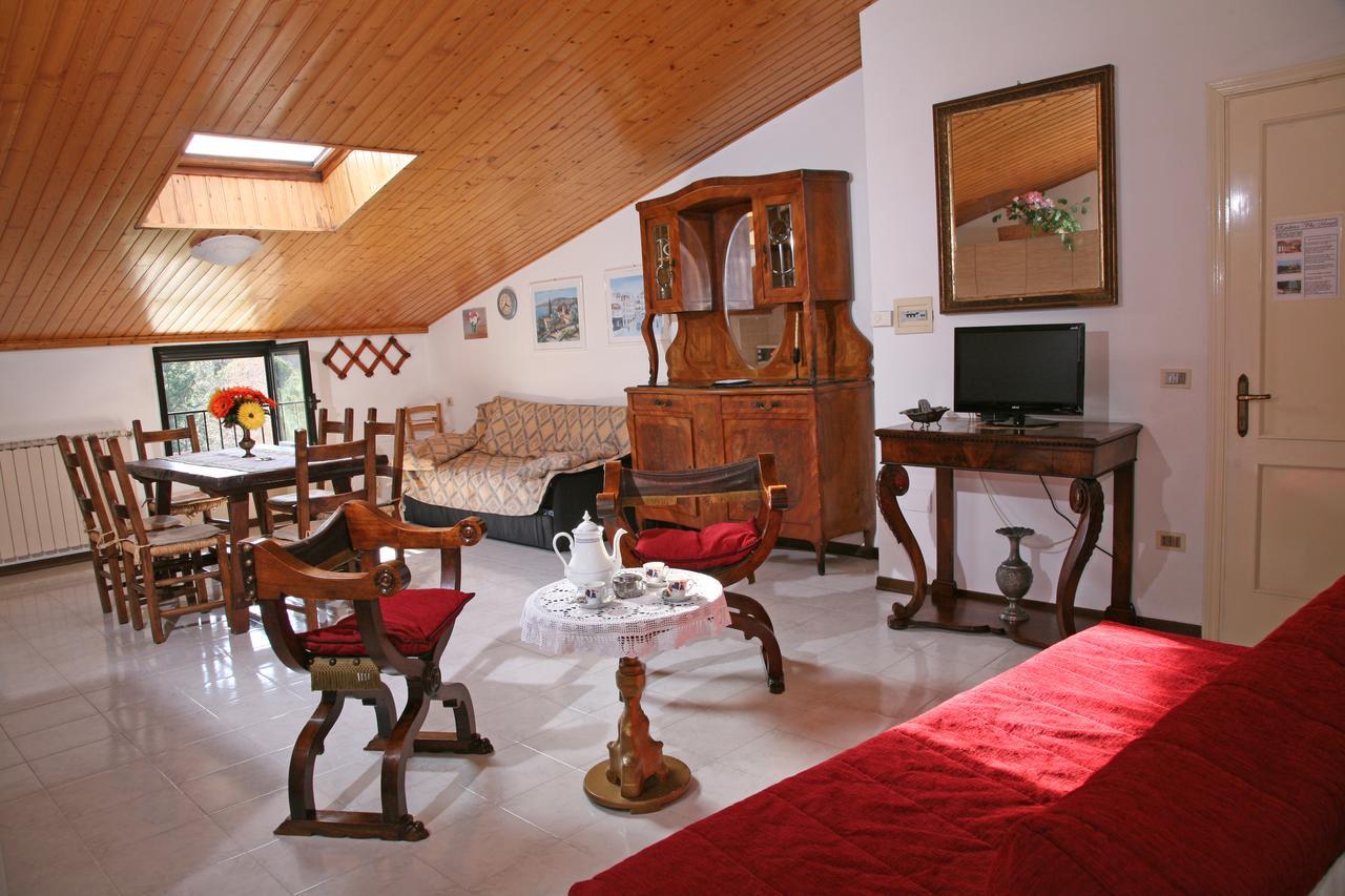 Agriturismo Villa Mozart Nel Verde Gubbio Dış mekan fotoğraf