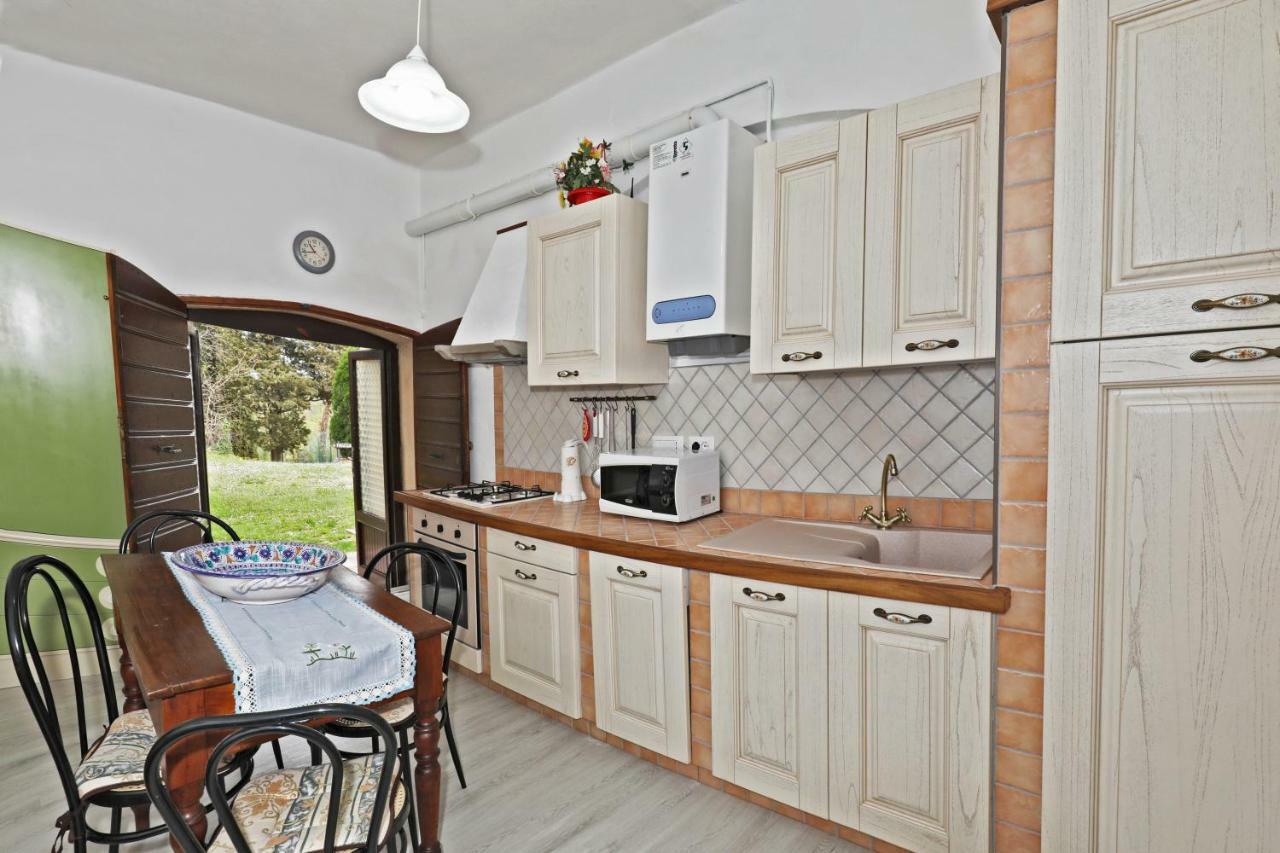 Agriturismo Villa Mozart Nel Verde Gubbio Dış mekan fotoğraf